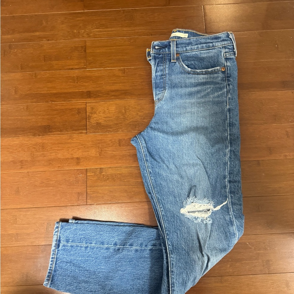 Levi's